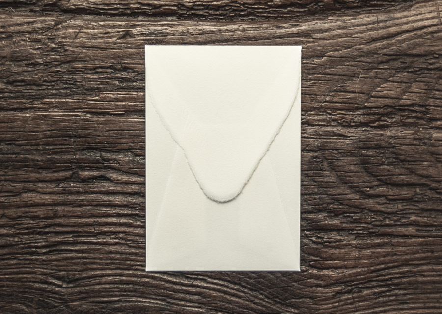 Amalfi-18x12-envelope-with-opening-on-the-shorter-side